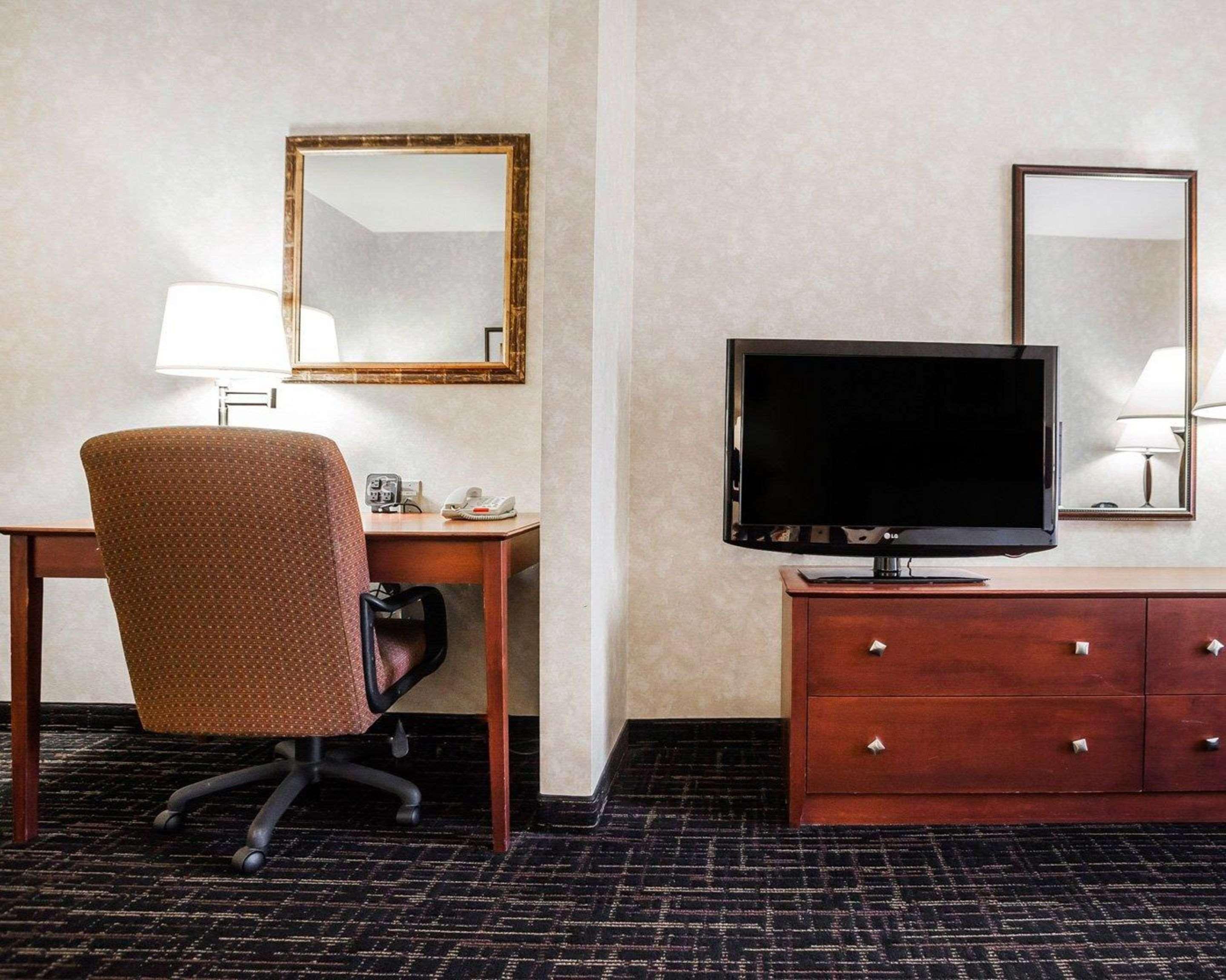 Comfort Suites Independence - Kansas City Luaran gambar